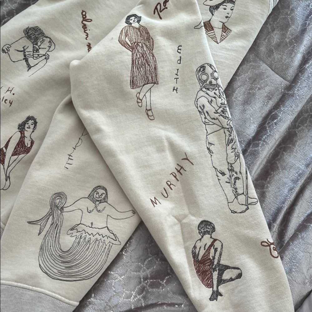 Graphic Cream Crewneck Sweater with Illustrated Motifs {small stain} - Picture 6 of 16